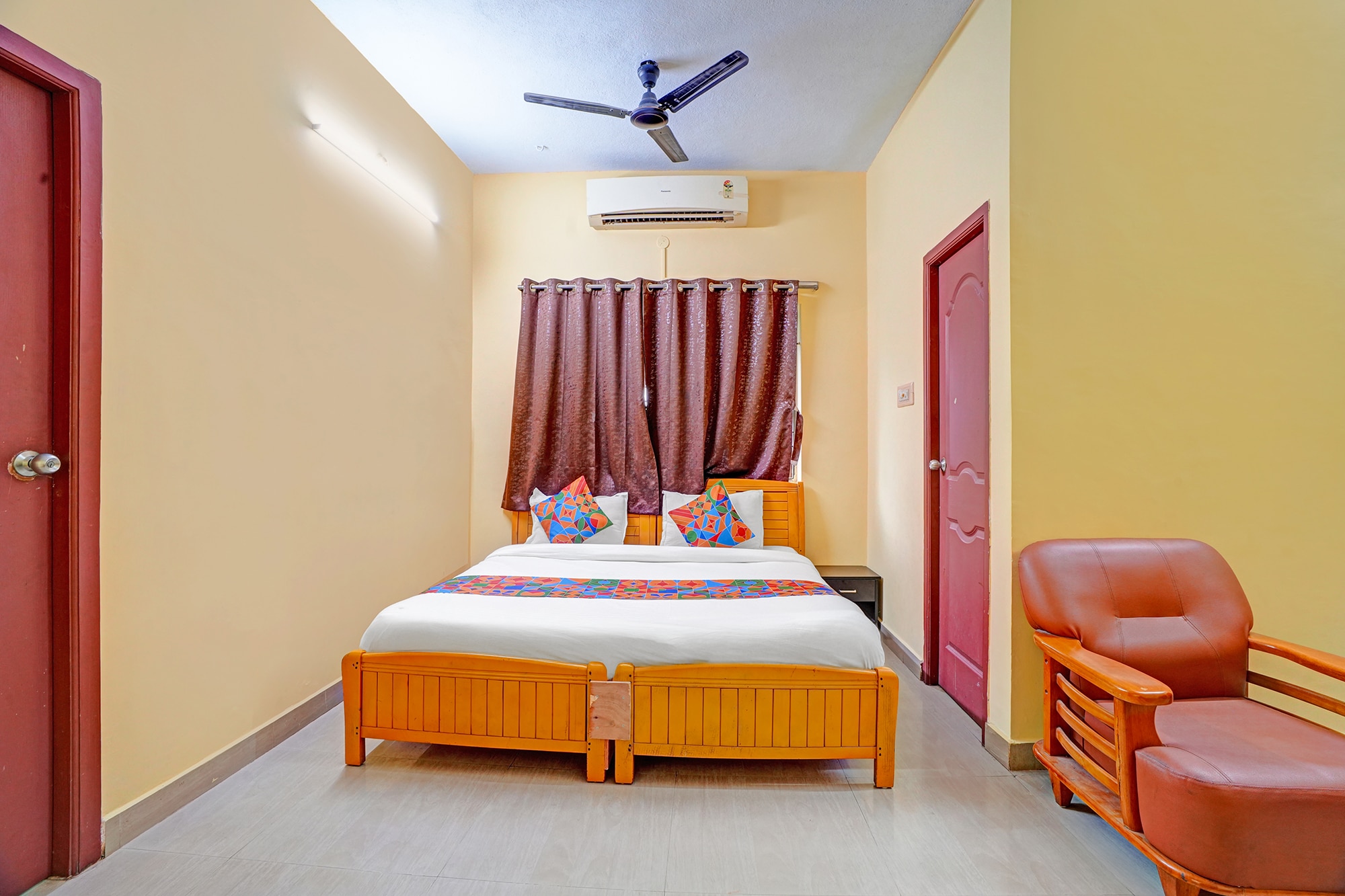FabHotel Nimalan Residency Tambaram - Tap to explore photos