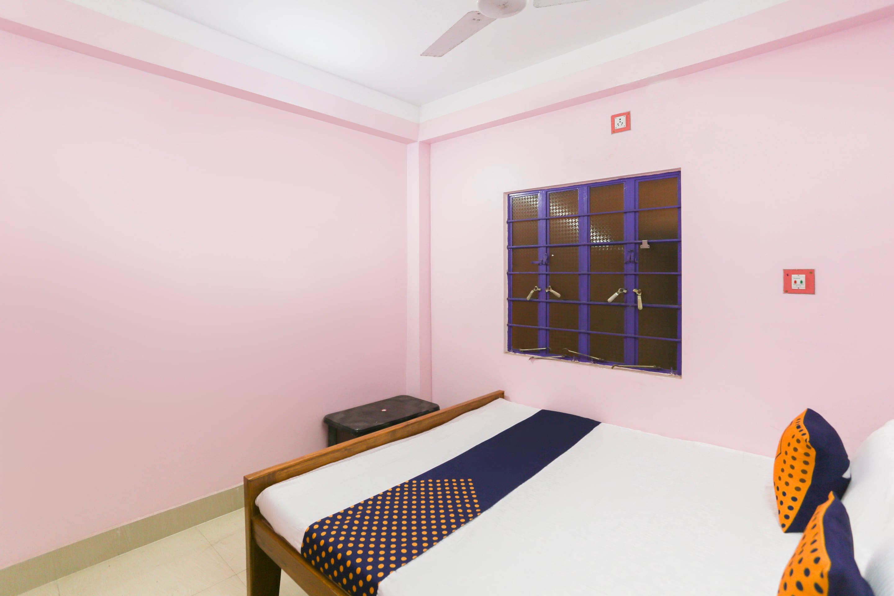 Hotel O Rekha Anusthan Bhawan and Lodge - Tap to explore photos
