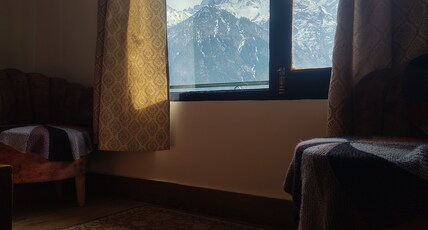 Whistling Pines Homestay Room Type - Family suite
