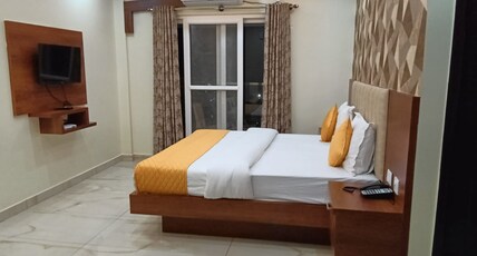 DK Gardenia 24 Room Type - Balcony ac deluxe double bed room