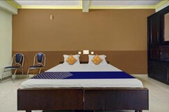 UMMIS RESIDENCY ALUVA