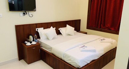 tiger county jungle lodge Room Type - A/C Deluxe Double Room