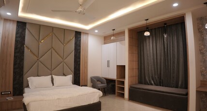 jai maa palace Room Type - City View Luxury Room with Double Bed