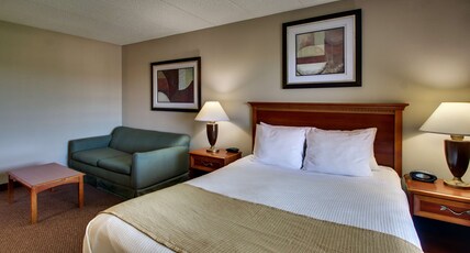 Best Western East Towne Suites Room Type - Suite-1 Queen Bed, Non-Smoking, Microwave And Refrigerator, High Speed Internet Access, Full Breakfa Best Western East Towne Suites Room Type - Suite-1 Queen Bed, Non-Smoking, Microwave And Refrigerator, High Speed Internet Access, Full Breakfa
