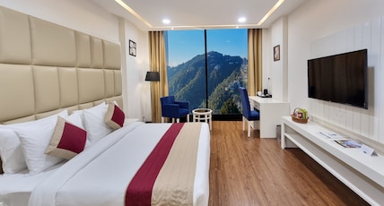 Best Western Dalhousie Room Type - 1 King Bed, Non-Smoking, Deluxe Room, Flat Screen Television, Mountain View, In-Room Safe, Coffee Ma Best Western Dalhousie Room Type - 1 King Bed, Non-Smoking, Deluxe Room, Flat Screen Television, Mountain View, In-Room Safe, Coffee Ma