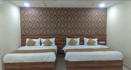 Hotel Nav Bharath Residency Room Type - TRIPLE BEDDED AC ROOM