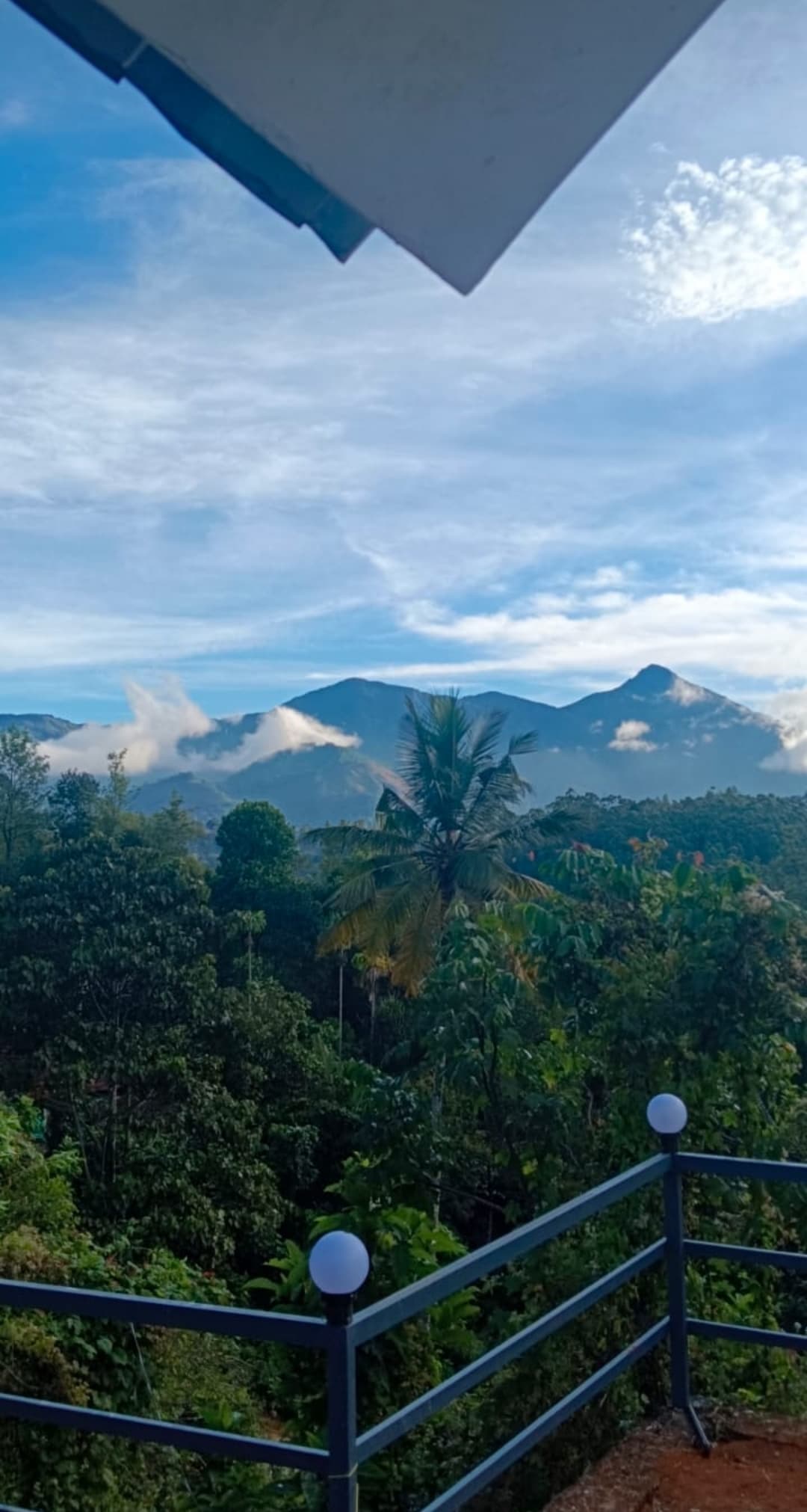 Munnar Eco Hills Cottages - Tap to explore photos