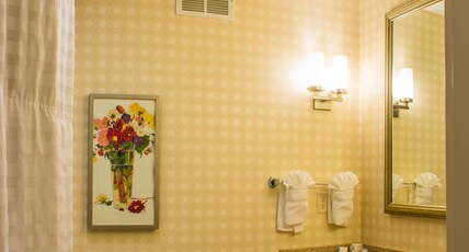 HILTON GARDEN INN ELKHART Room Type - 2 QUEEN BEDS