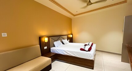 PRAMEELA PARADISE Room Type - Deluxe AC room