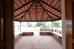 Sienna @Kazura,Neelankarai, ECR