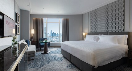 Centara Grand at CentralWorld Room Type - Superior Hollywood