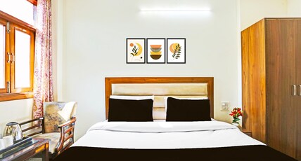 Super Hotel O by OYO Sector 45 Formerly Manyavar Room Type - Saver Double