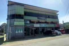 OYO 1062 Casa Edna Microtel And Function Hall