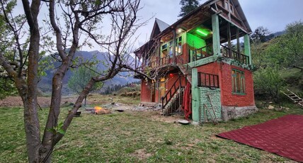 MJ cafe and homestay Room Type - MJ Dorms.
