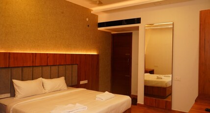 Hotel Anitha Parthiban Room Type - Executive Room