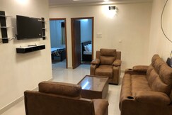 Bright, Airy & Luxury living 3-BHK A/C by GRVGroup