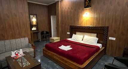 Hotel Divshikha Room Type - Two-Bedroom Interconnected Rooms | NON-AC