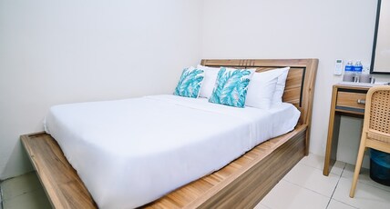 Swing & Pillows - My Home Hotel Wangsa Maju Room Type - Standard Queen Room