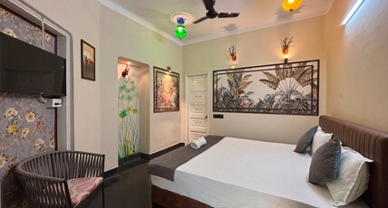L2 DARBAR KOTHI Room Type - Deluxe Room with Bathtub