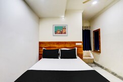 Hotel O New Hitech Inn