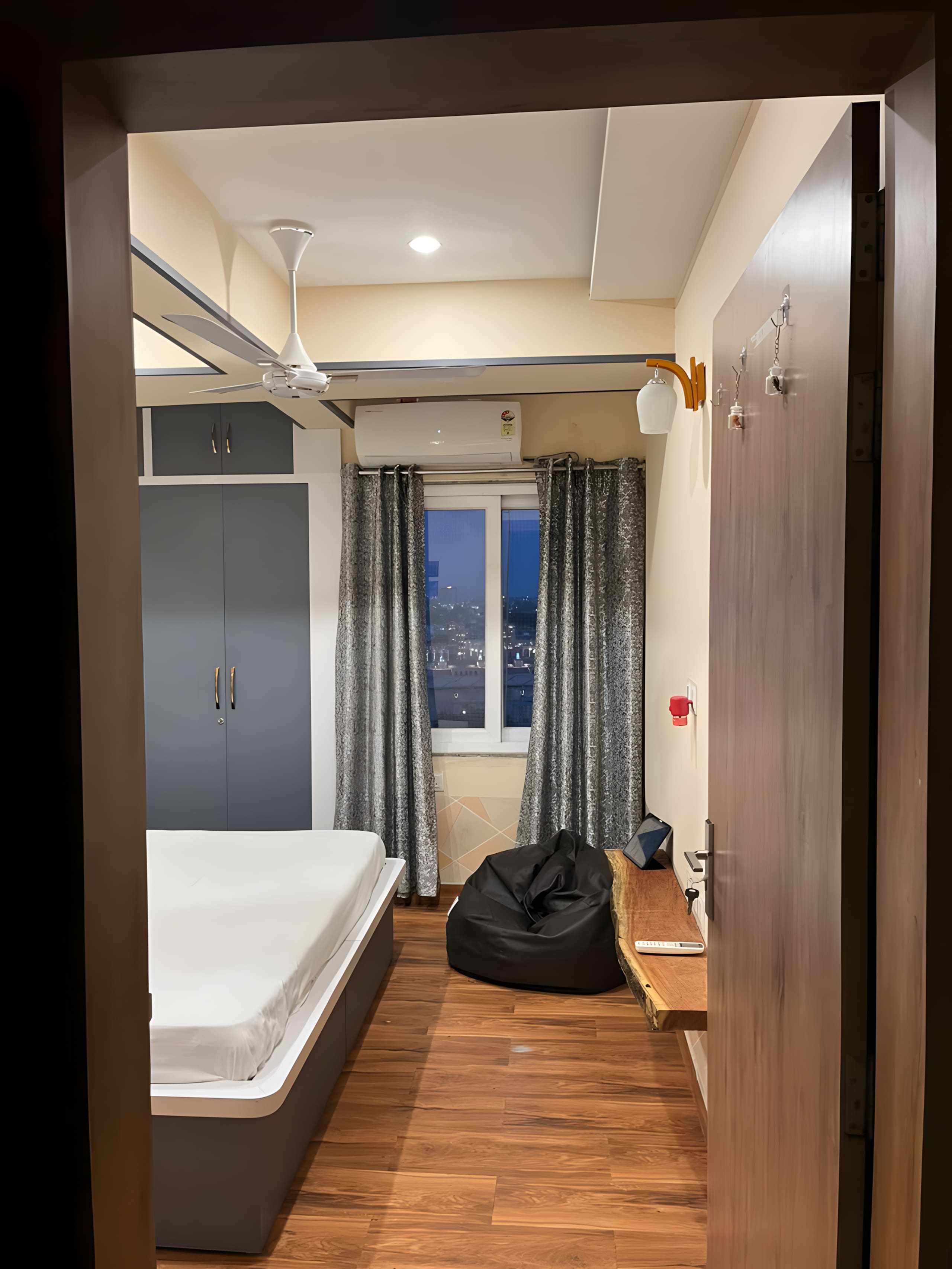 The Quiet Heaven Cozy 1BHK Homestay - Tap to explore photos