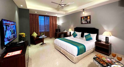 V Hotel TSSG near Delhi IGI Airport Room Type - Executive Room