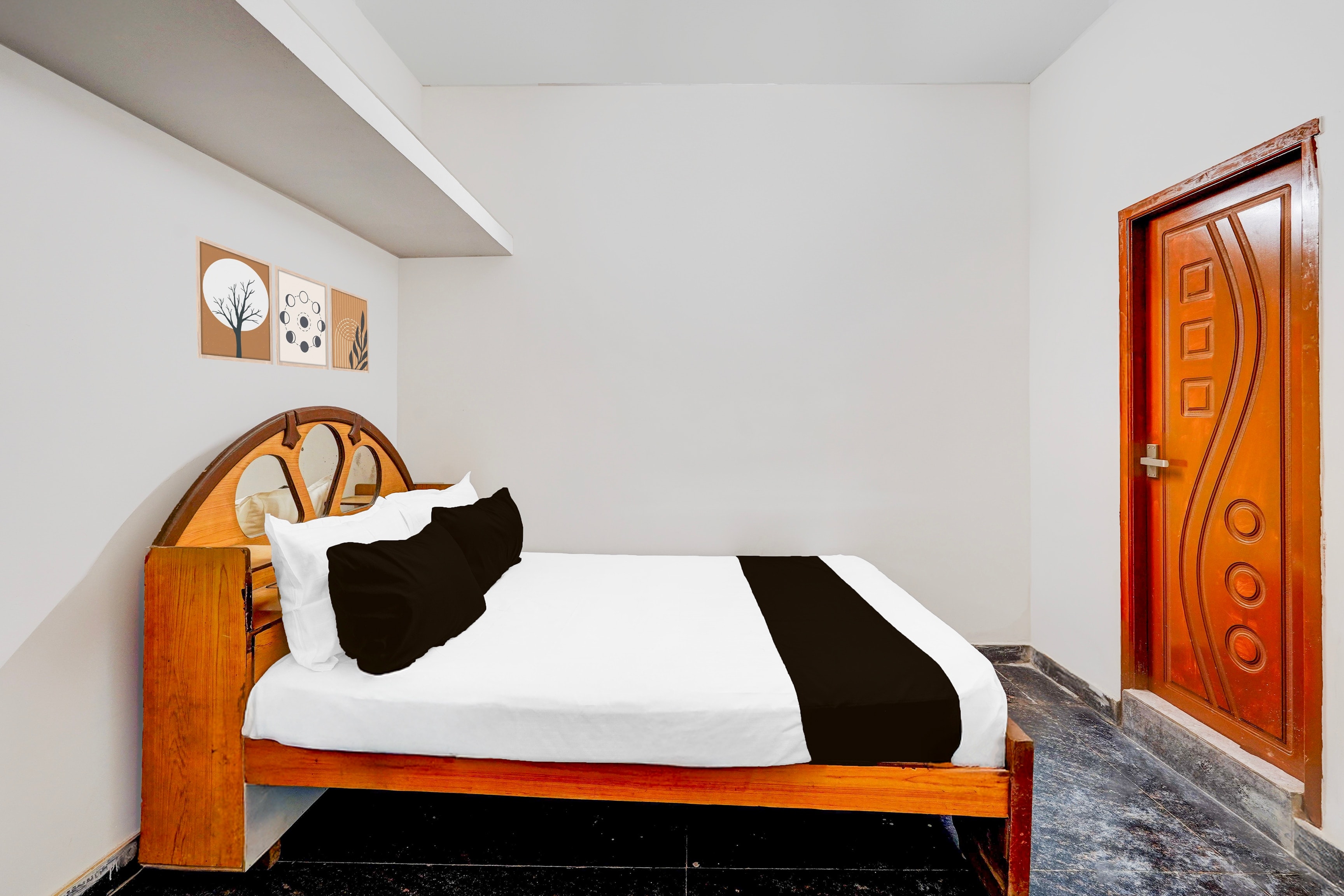 Hotel O Eswar Residency Avadi - Tap to explore photos