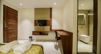 Hotel Tranquil Manipal Room Type - Deluxe Room