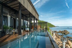 InterContinental Danang Sun Peninsula Resort