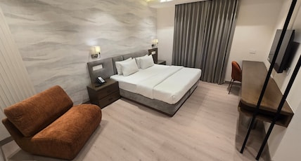 Hotel Shiva Residency Room Type - Super Deluxe Hotel Shiva Residency Room Type - Super Deluxe