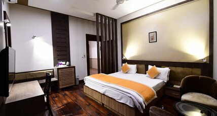 Hotel Jataka Inn Room Type - Executive View Room