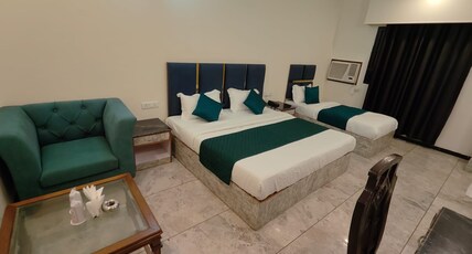 Maurya Heritage Room Type - Deluxe room