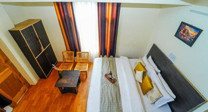 'The Willow cottage ( a unit of Robin view cottage) Room Type - FAMILY DUPLEX SUITE