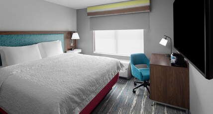 Hampton Inn by Hilton Phoenix-Biltmore Room Type - 1 KG SMALL ROOM NONSMOKING