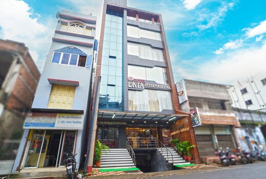 Hotel Ekta International