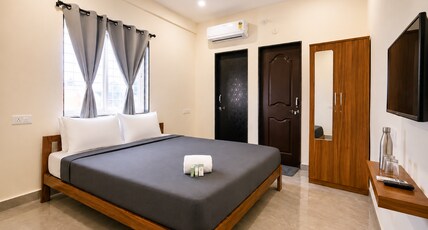 Z Express Zeta Room Type - Deluxe Queen