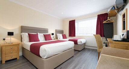 Best Western Fowey Valley Room Type - 1 Double 1 Single, Non-Smoking, Pet Friendly Room