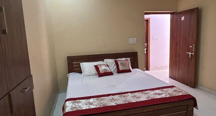 Shiv Dhaam Room Type - Bedroom 3