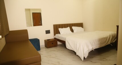 Hotel Gurukripa Palace Room Type - Room 203 Double bed ( 1st floor )