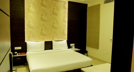 Hotel Parth Room Type - Deluxe Room