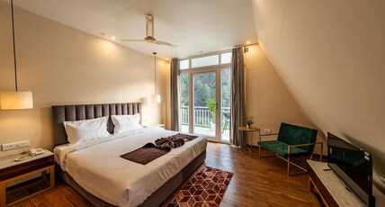 Kainchi retreat Room Type - Deluxe Room with Balcony
