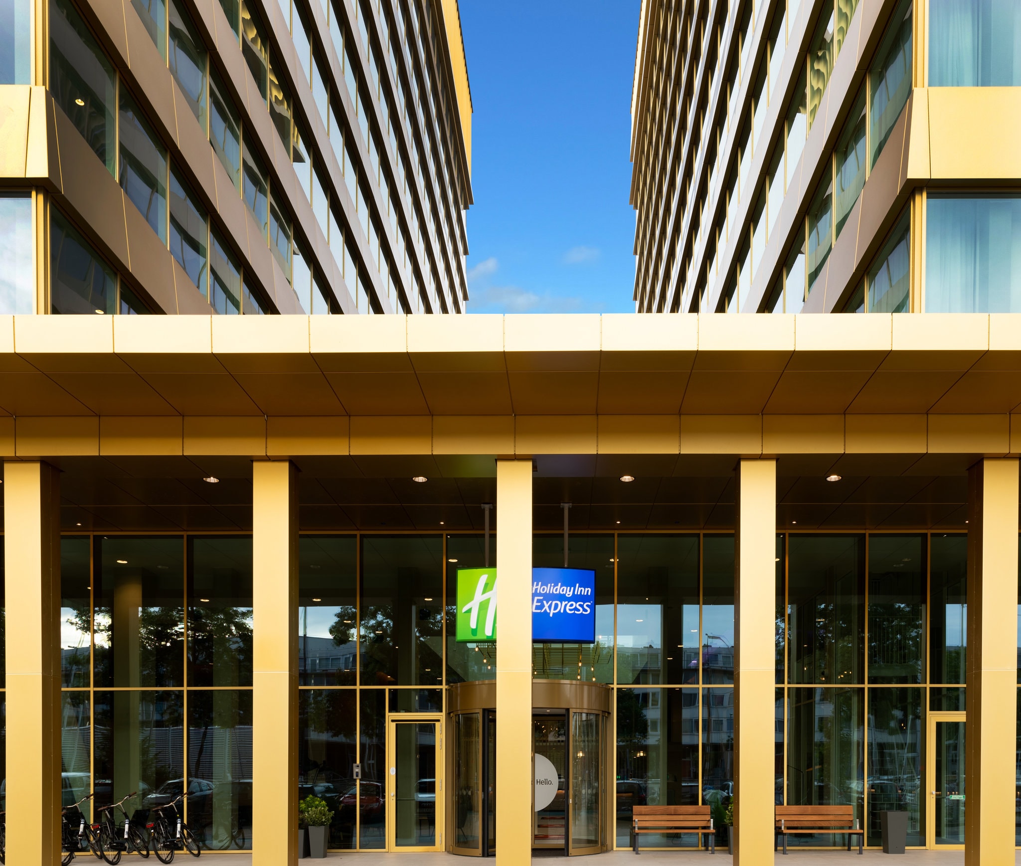 Holiday Inn Express AMSTERDAM - NORTH RIVERSIDE - Tap to explore photos