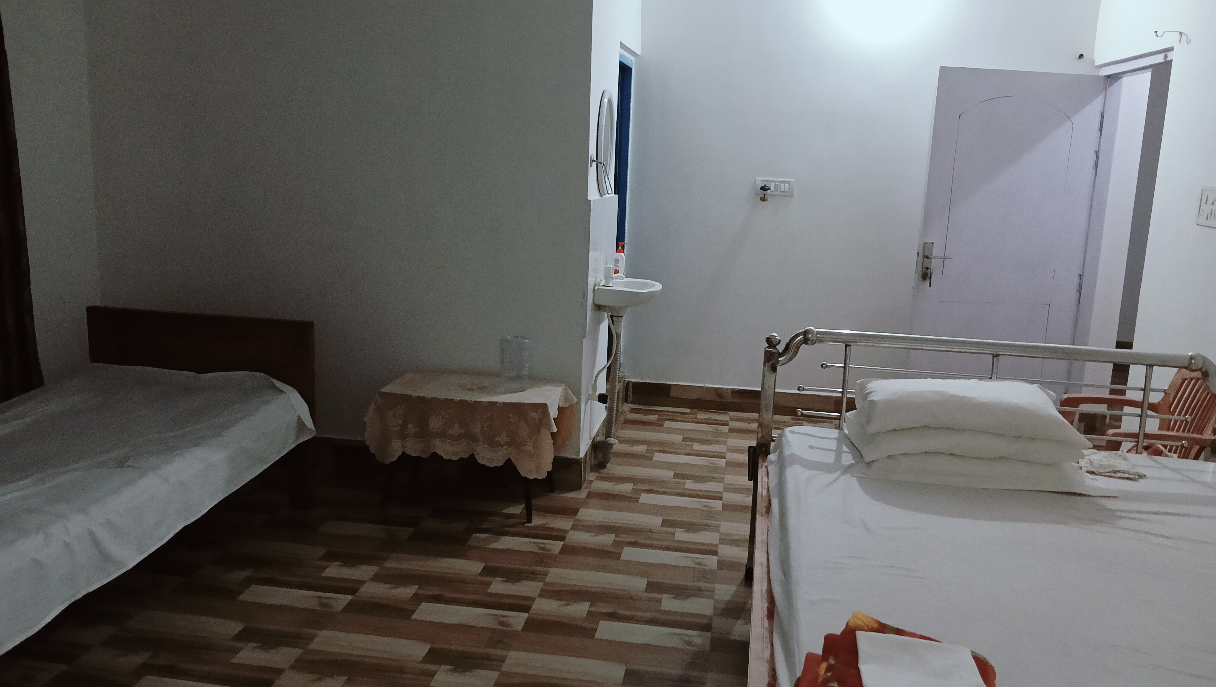 DR Homestay - Tap to explore photos