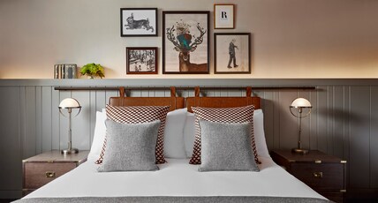 Kimpton CHARLOTTE SQUARE Room Type - Premium Room