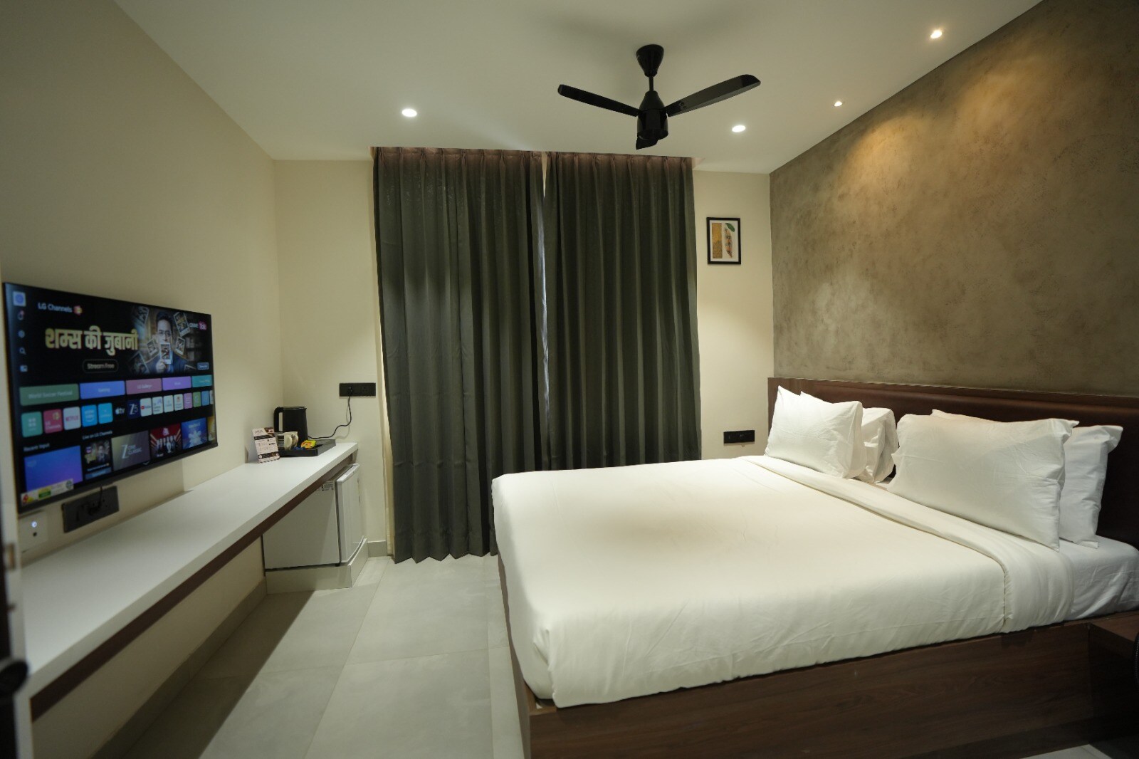 Aiva Hotel - Tap to explore photos