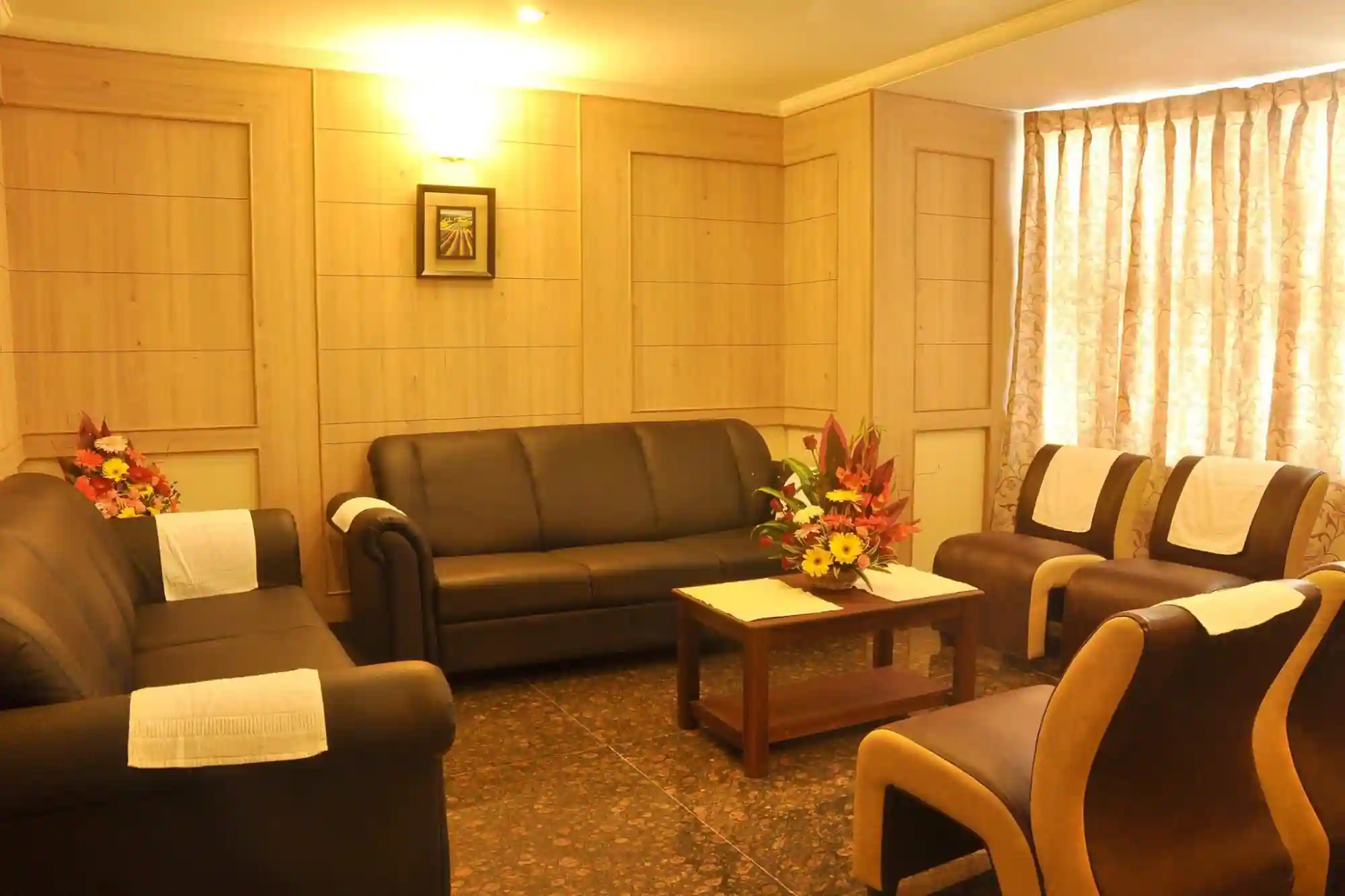 Hotel Radha Prasad Room Type - Executive Suite
