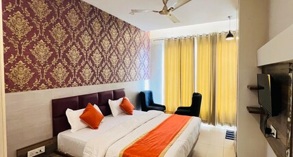 Hotel Grand Sitara Inn Room Type - King Bed Deluxe Room