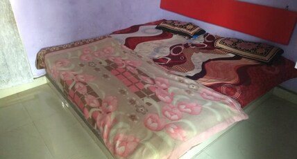 Mahadev Guest House Room Type - NON AC Room