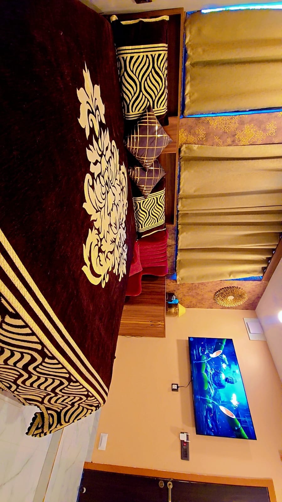 Hotel Manorama - Tap to explore photos