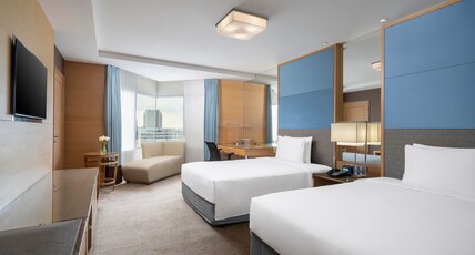 Holiday Inn Bangkok Silom Room Type - 2 Single Premium CityView Non Smoking